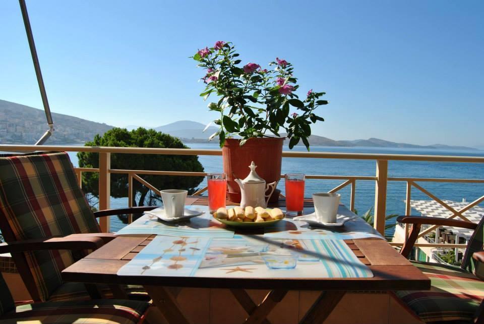 Apartment In Saranda Экстерьер фото