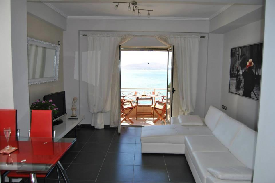 Apartment In Saranda Экстерьер фото